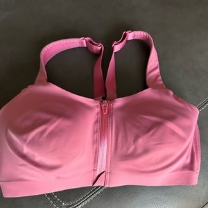 Victoria’s Secret Knockout Sport Bra, Size 36DD, Pink, Gently Used.